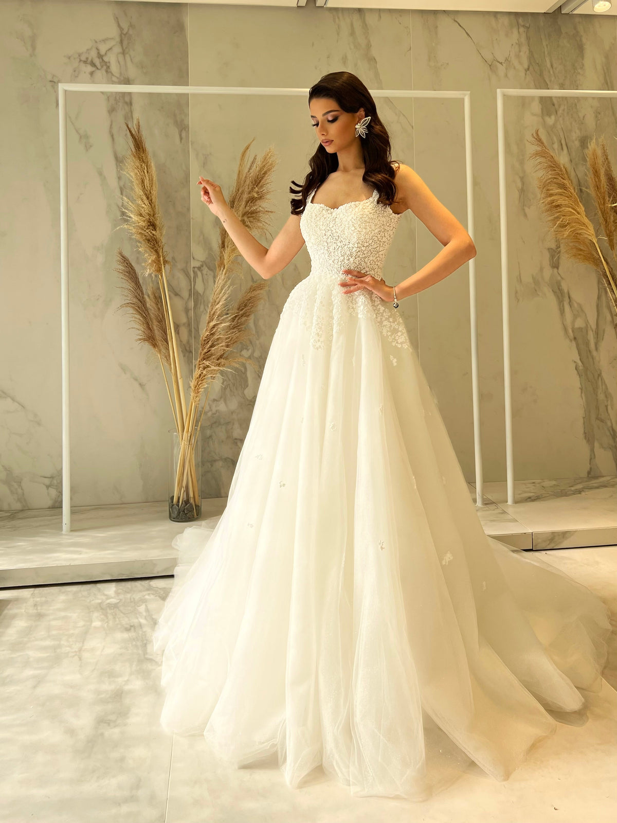 Sleeveless Tulle Bridal Dress