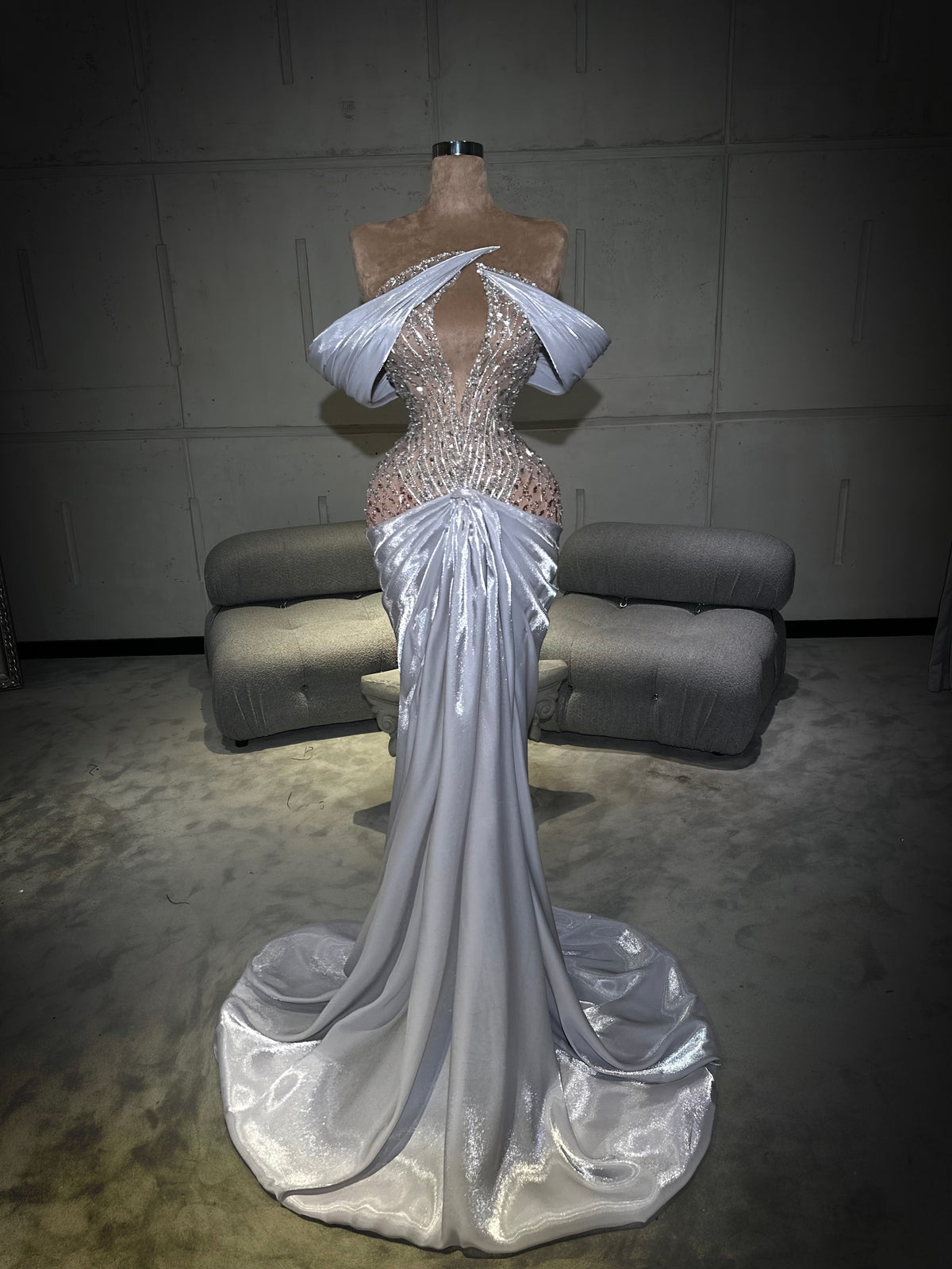 Dilorá - Silver Mermaid Gown with Draped Sleeves