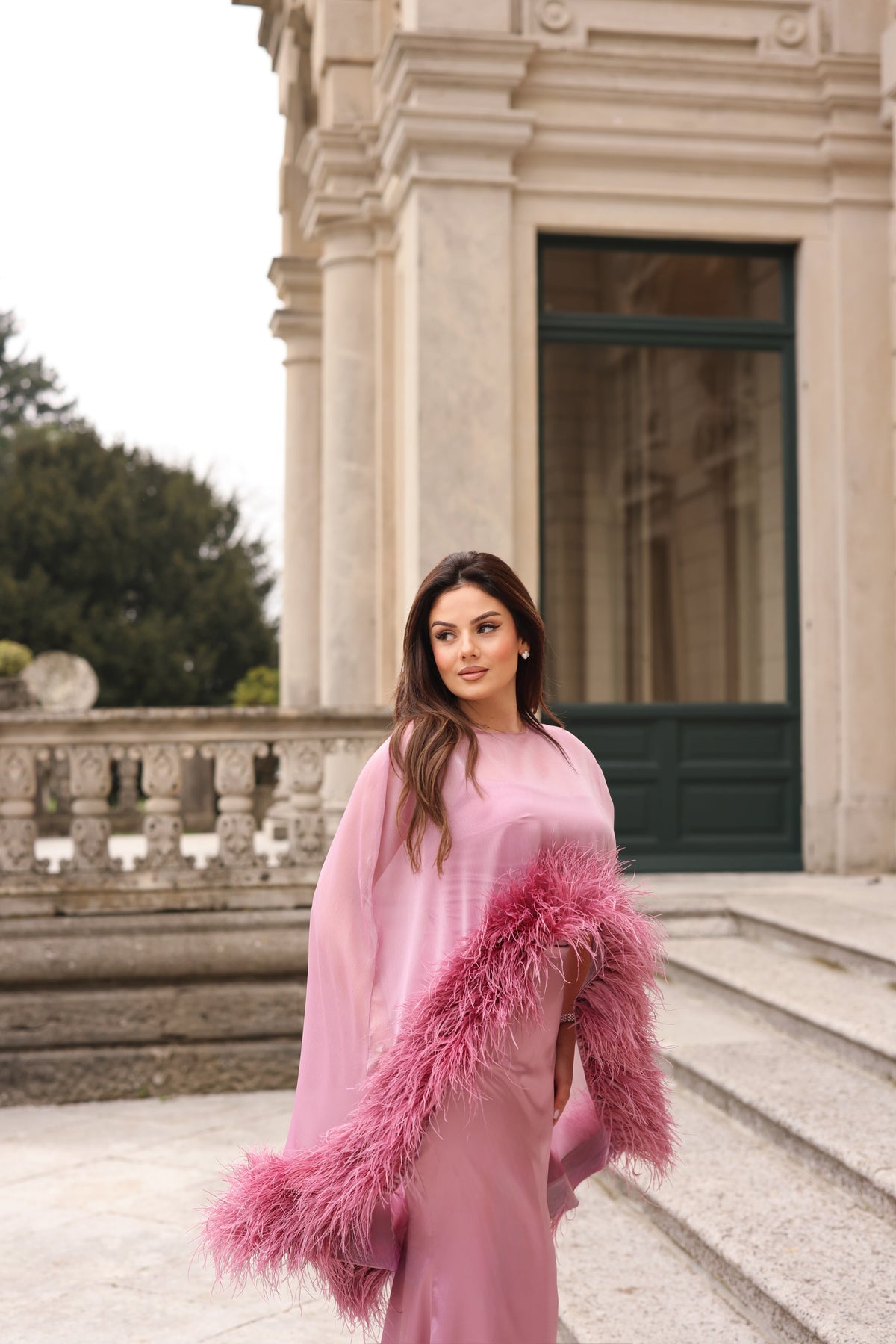 Bèlina - Rose Feather Gown
