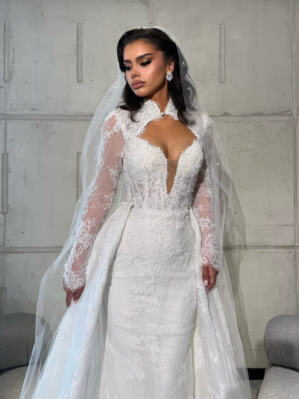 Wedding dress with detachable overskirt & veil