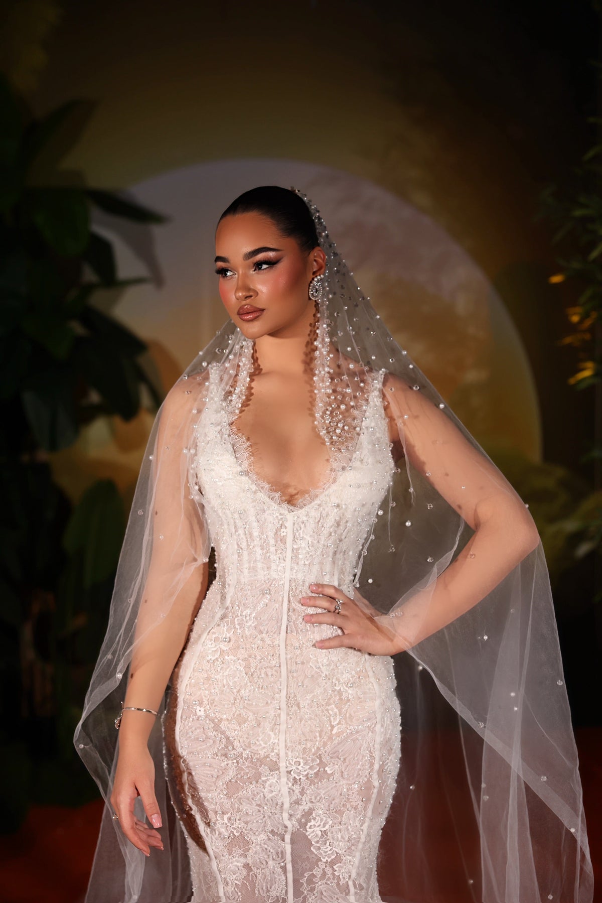Urèlia - Lace Bridal Gown