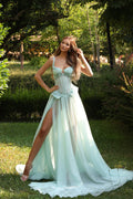 Elèira – Flowy Mint Dress