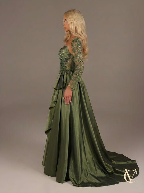 Emerald beaded evening gown | Luxury couture dress | Vellure Couture Northampton

